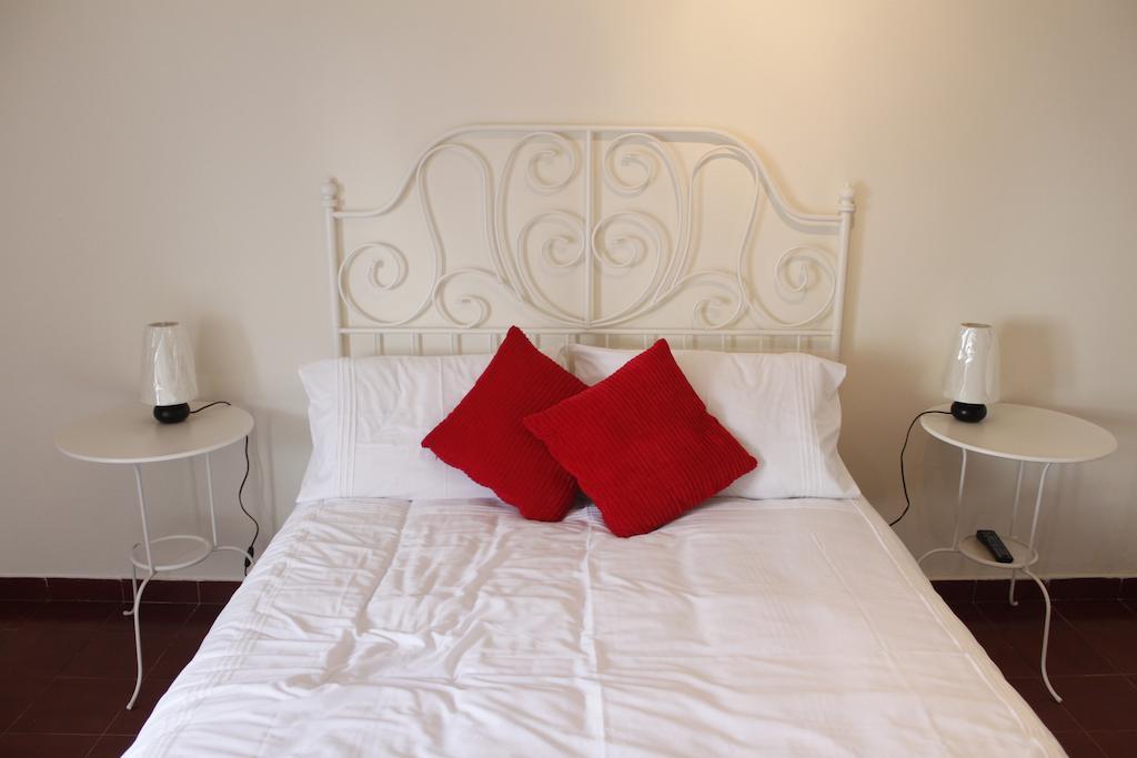 Alveiros Apartamentos Praia Dos Aveiros Albufeira Room photo